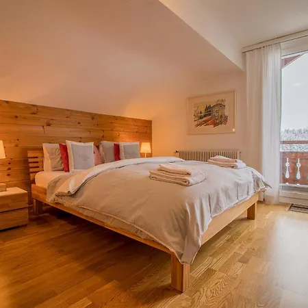 Furkablick Alice Und Yvonne By Apartment